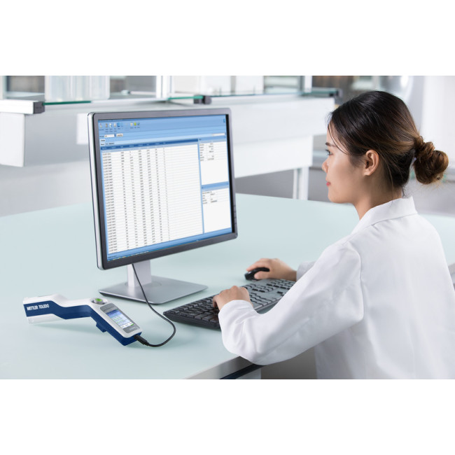 Mettler Toledo  DENSITO PRO przenośny gęstościomierz z czytnikiem RFID oraz czytnikiem kodów kreskowych - 30330858 Zdjęcie - 1