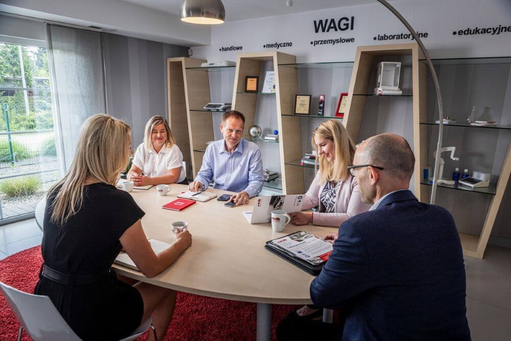 Zesp&oacute;ł WAGI WIELKOPOLSKA podczas spotkania w siedzibie w Puszczykowie &ndash; konsultacje i przygotowania do targ&oacute;w LABS EXPO 2026.